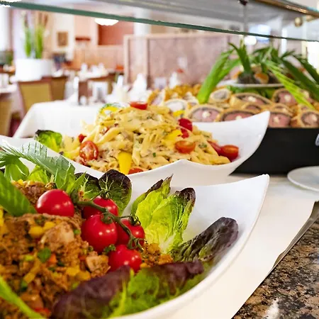 Zur Post - Ein Rovell Hotel