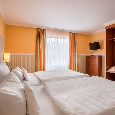 Hotel Zur Post - Ein Rovell