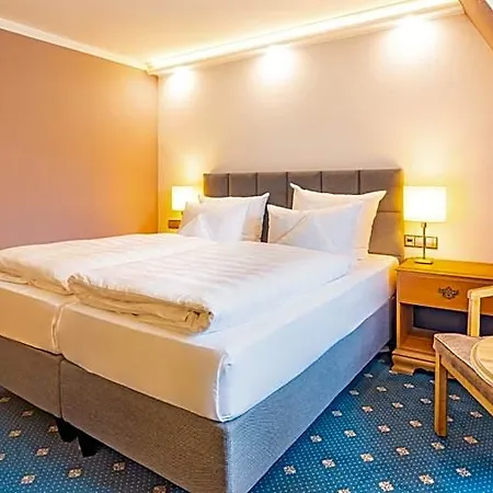 Hotel Zur Post - Ein Rovell