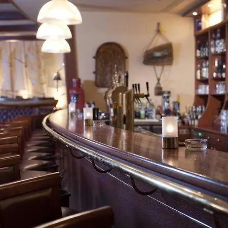 Zur Post - Ein Rovell